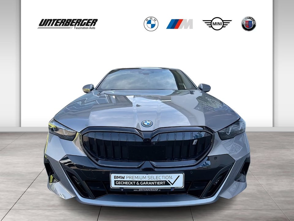 BMW i5 eDrive40 M-Sport Pro 4d