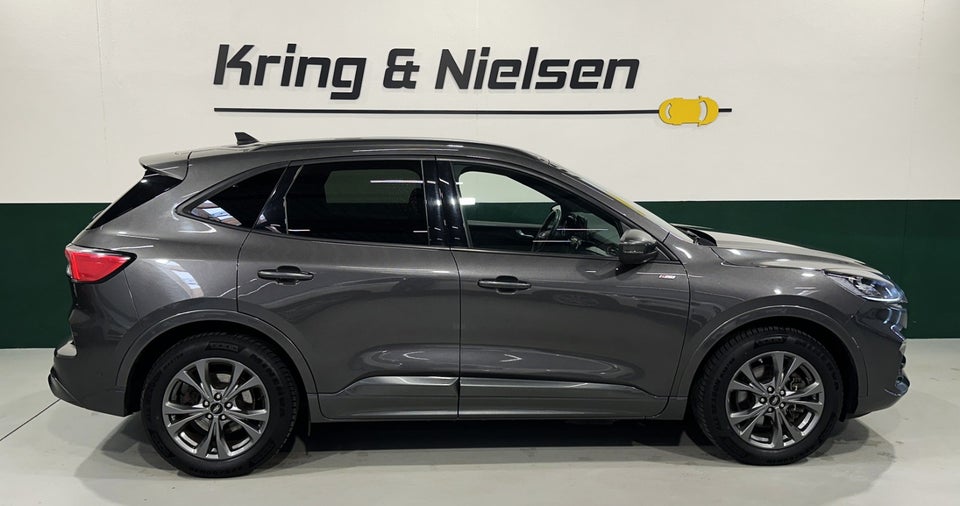 Ford Kuga 2,5 PHEV ST-Line X CVT 5d