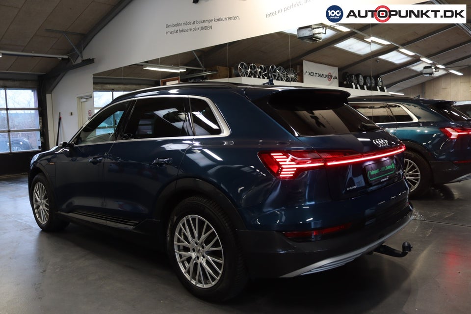 Audi e-tron 55 S-line quattro 5d