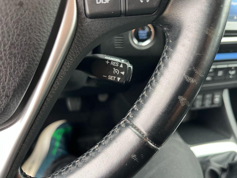 Toyota Auris 1,6 T2 Premium Comfort 5d