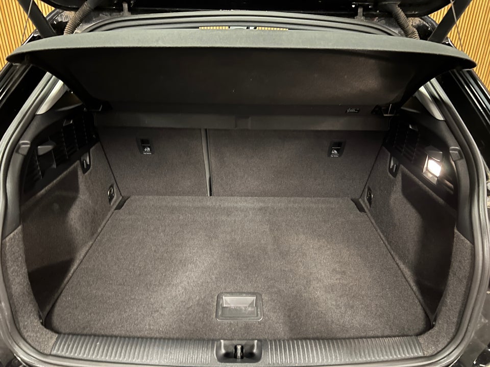 Audi Q2 35 TFSi Sport Prestige Select S-tr. 5d