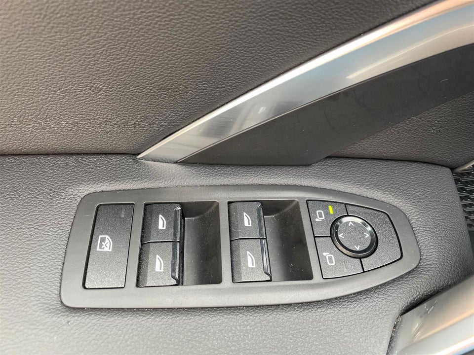 BMW iX1 xDrive30 M-Sport 5d