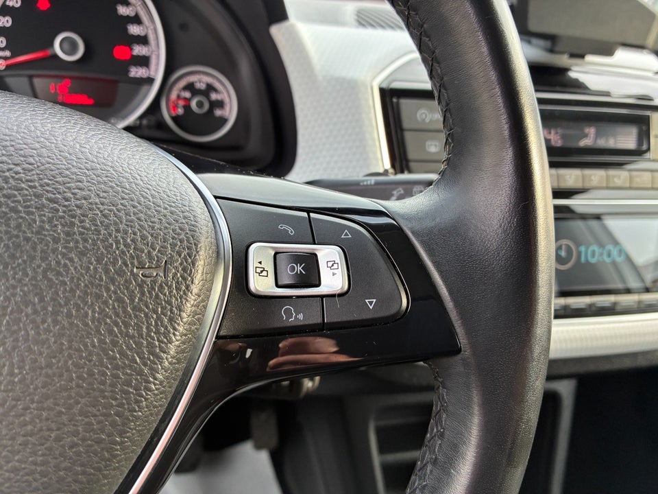 VW Up! 1,0 MPi 60 Design Up! BMT 5d