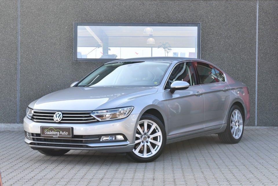 VW Passat 1,8 TSi 180 Highline DSG 4d