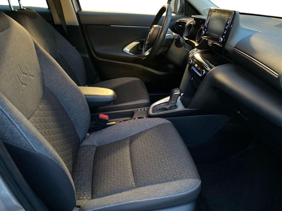 Toyota Yaris Cross 1,5 Hybrid Active e-CVT 5d