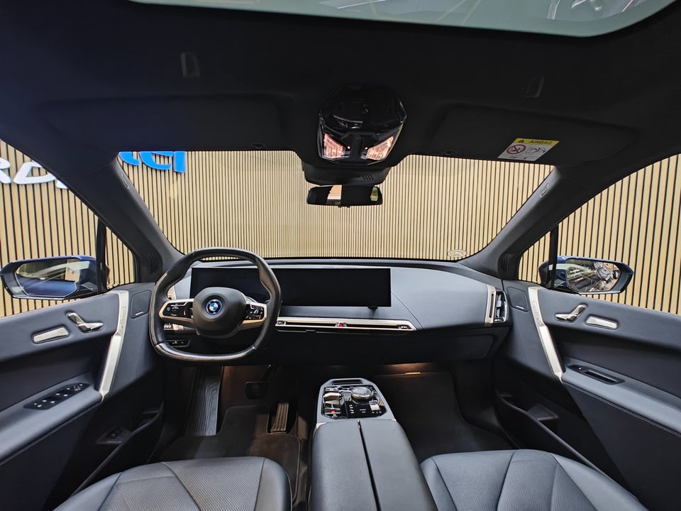 BMW iX xDrive40 Sport 5d