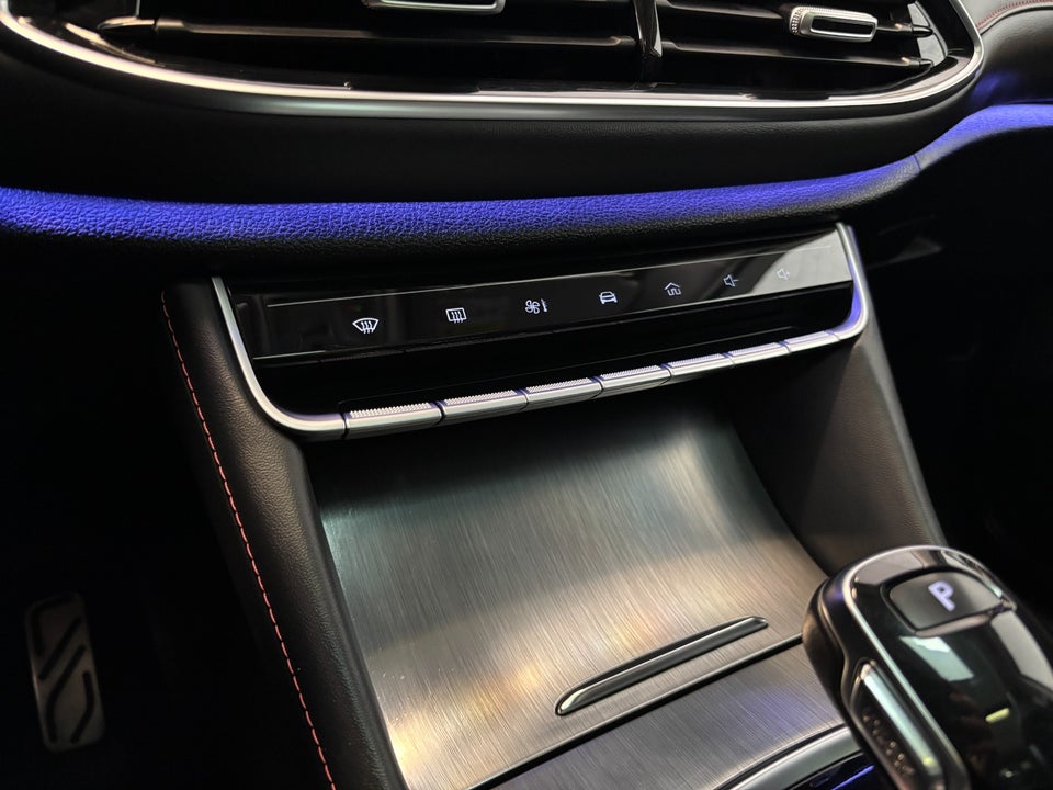 MG EHS 1,5 PHEV Luxury 5d