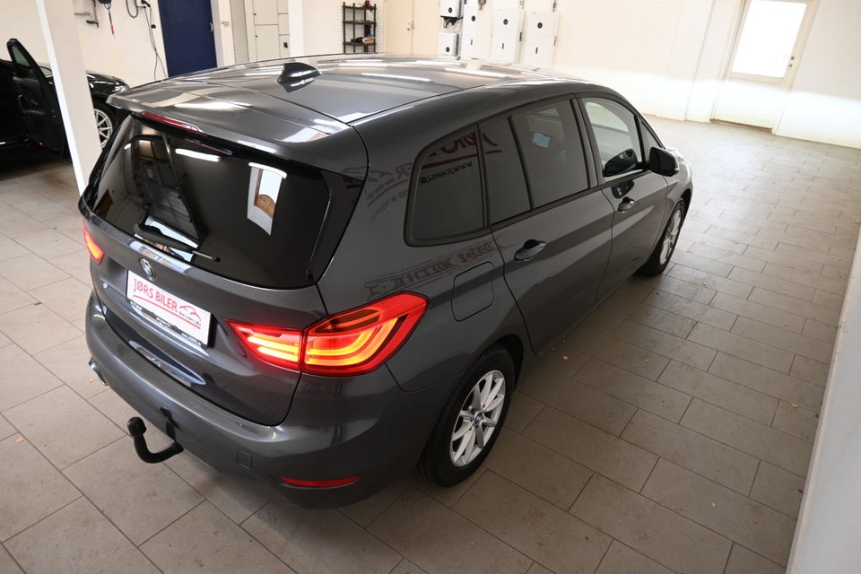 BMW 216i 1,5 Gran Tourer Connected 7prs 5d