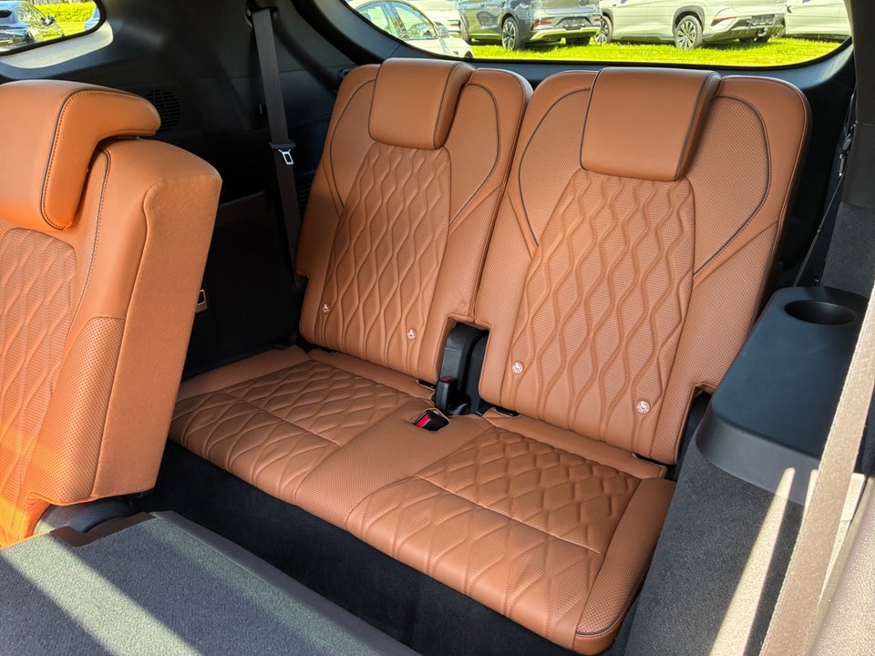 BYD Tang 109 Flagship AWD 7prs 5d