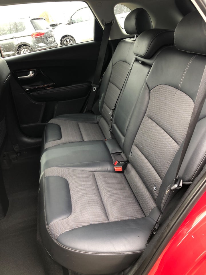 Kia Niro 1,6 PHEV Advance DCT 5d