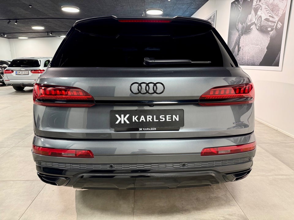 Audi Q7 55 TFSi e S-line quattro Tiptr. 5d