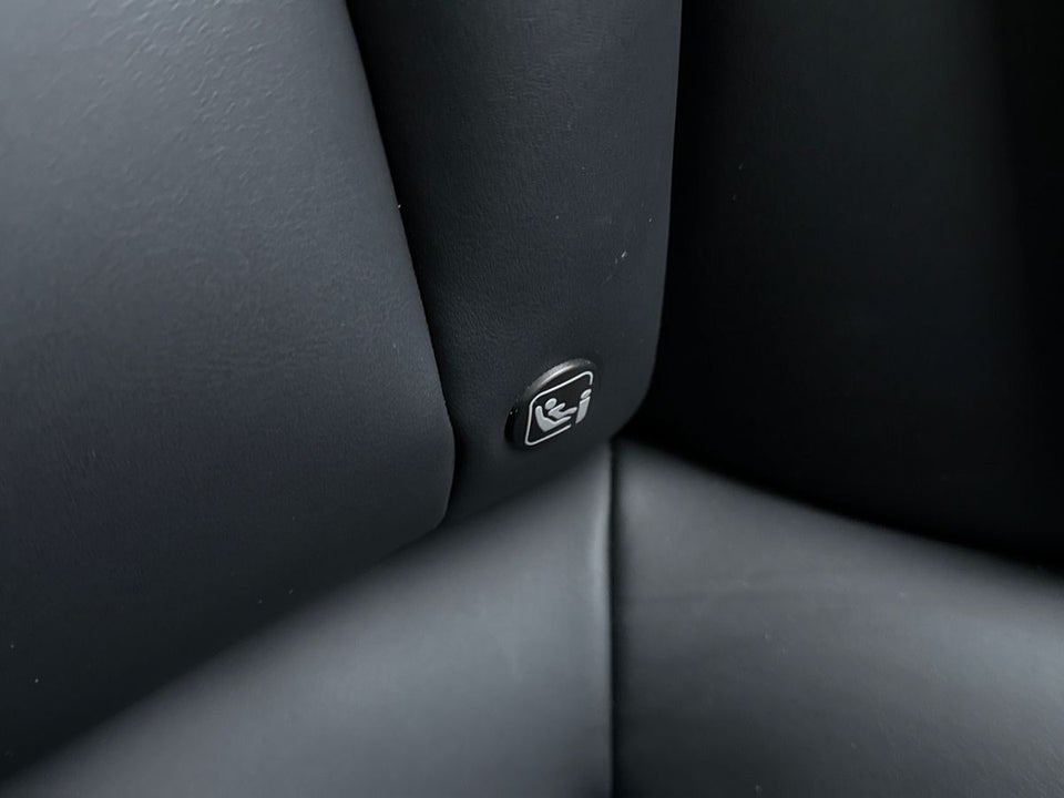 Tesla Model 3 Standard Range+ RWD 4d