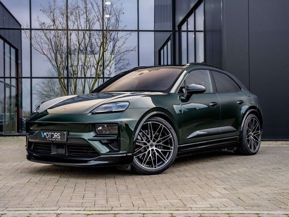 Porsche Macan Turbo 5d