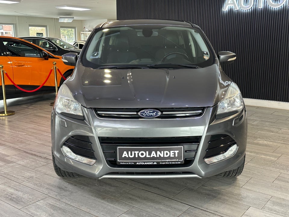 Ford Kuga 2,0 TDCi 140 Titanium 5d