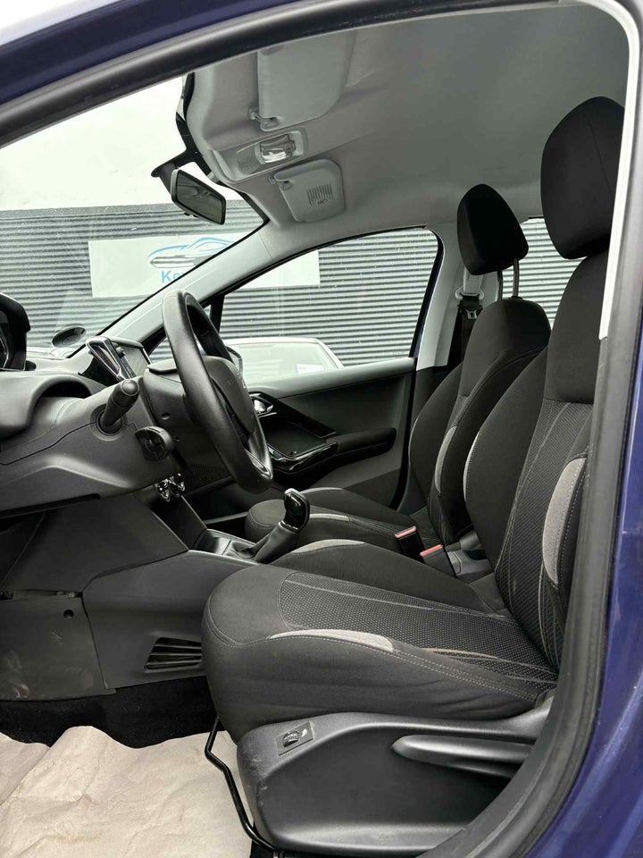 Peugeot 208 1,4 VTi Access 5d