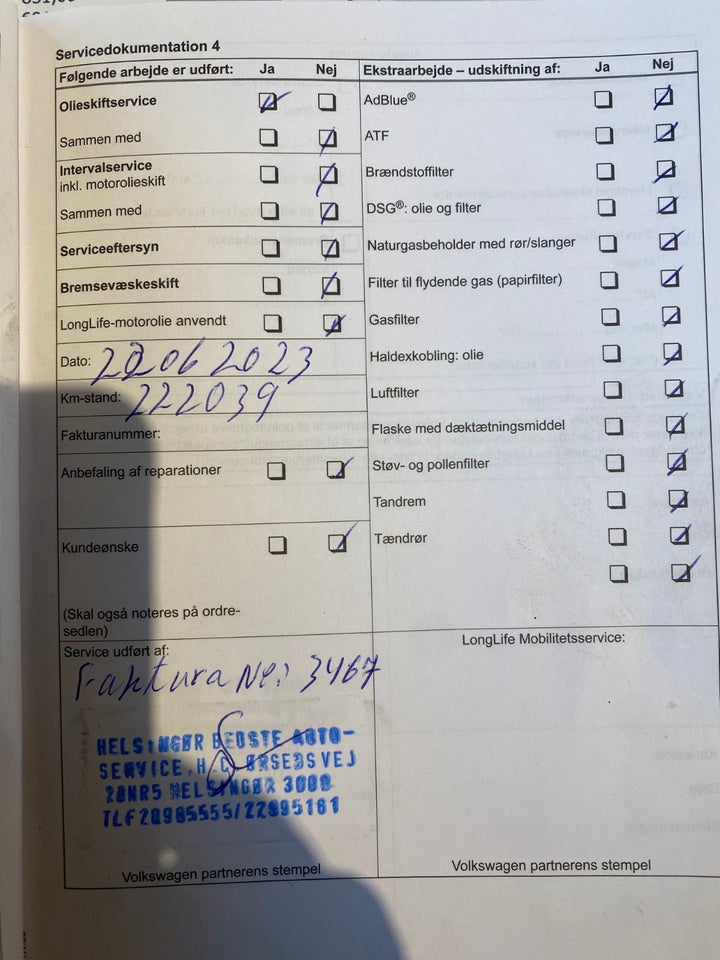 VW Passat 1,6 TDi 105 Highline Variant BMT 5d