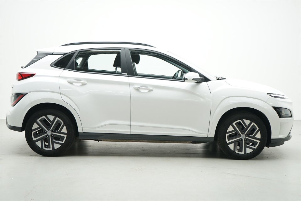 Hyundai Kona 39 EV Select 5d