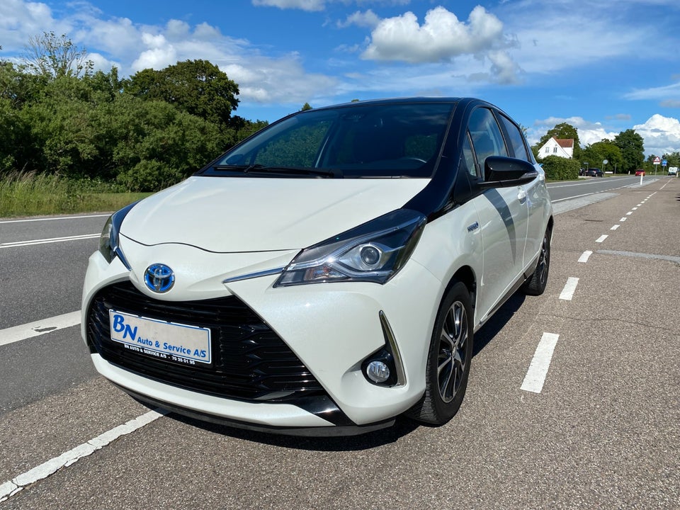 Toyota Yaris 1,5 Hybrid H3 Premium e-CVT 5d