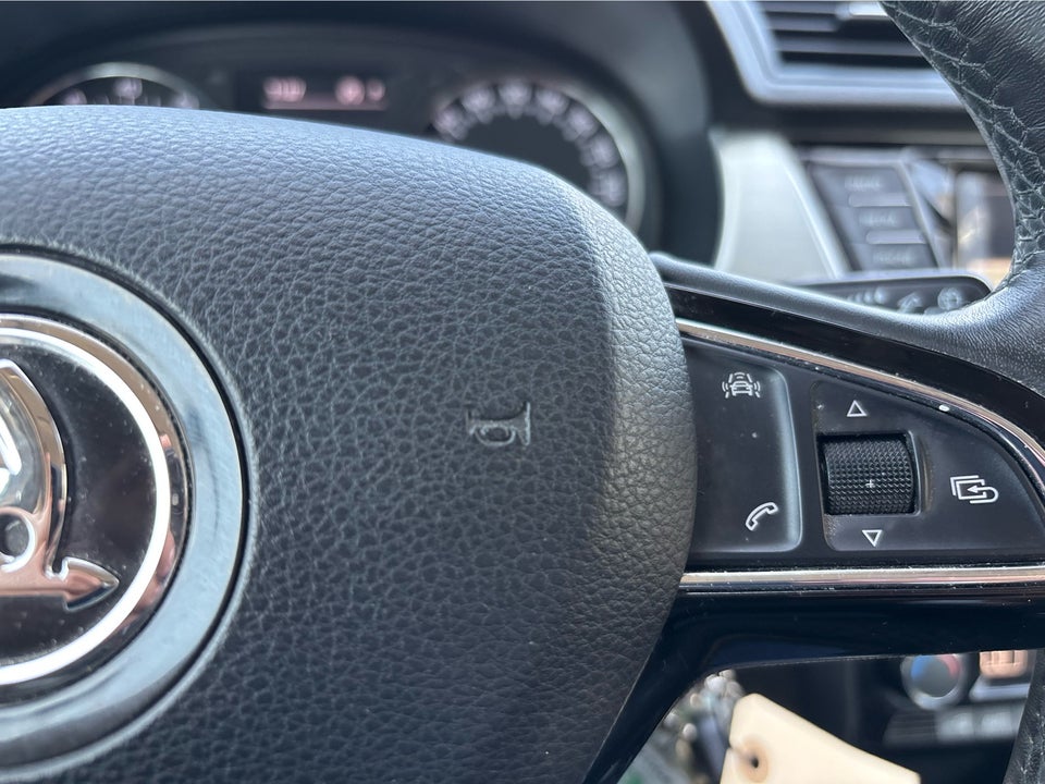 Skoda Fabia 1,0 TSi 110 Ambition Tour Combi DS 5d