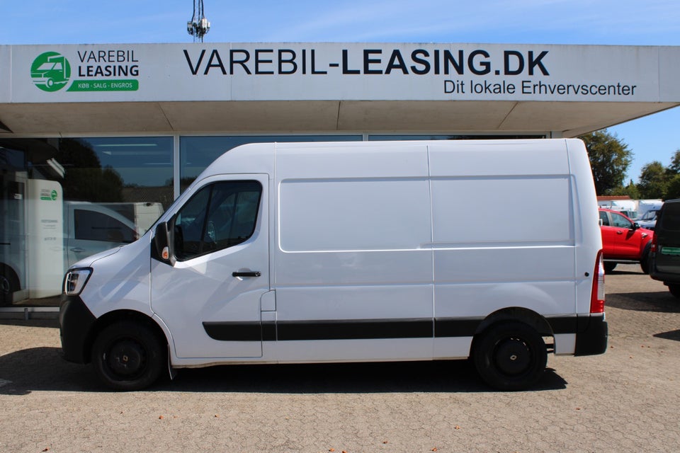 Renault Master IV T35 2,3 dCi 150 L2H2 Kassevogn