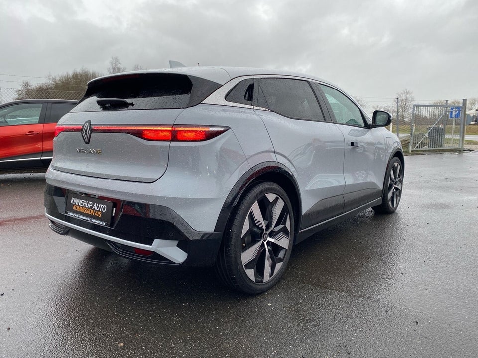 Renault Megane E-Tech 40 Techno 5d