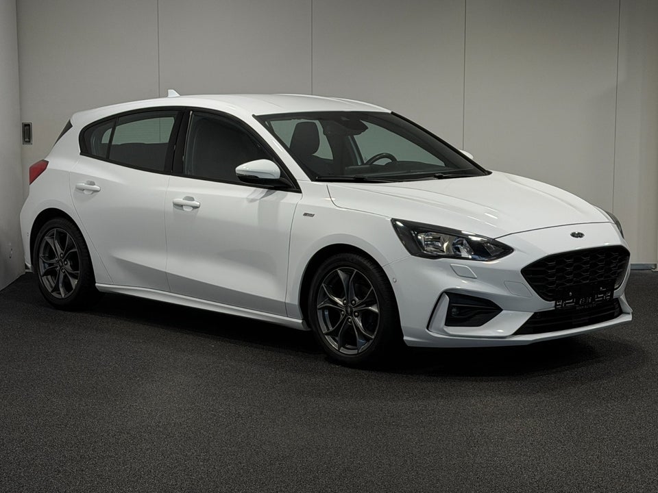 Ford Focus 1,0 EcoBoost ST-Line 5d