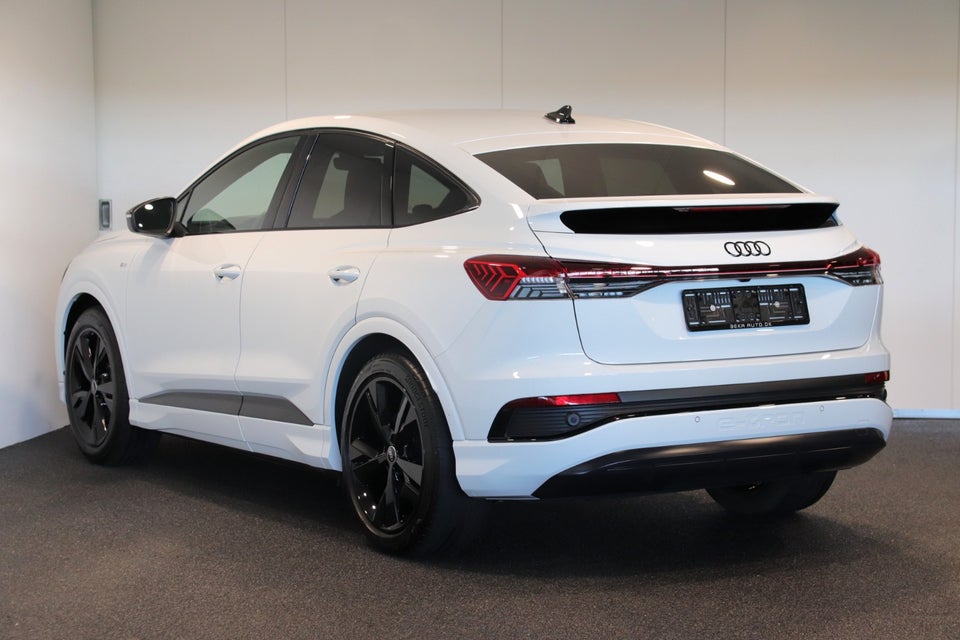 Audi Q4 e-tron 35 S-line Sportback 5d