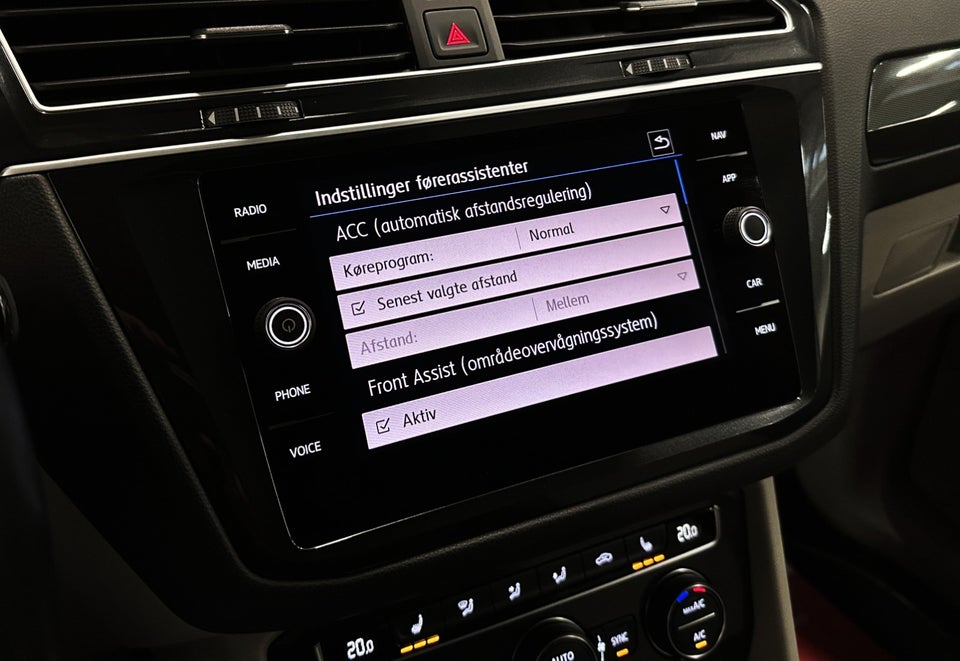 VW Tiguan 2,0 TDi 150 Highline DSG 5d