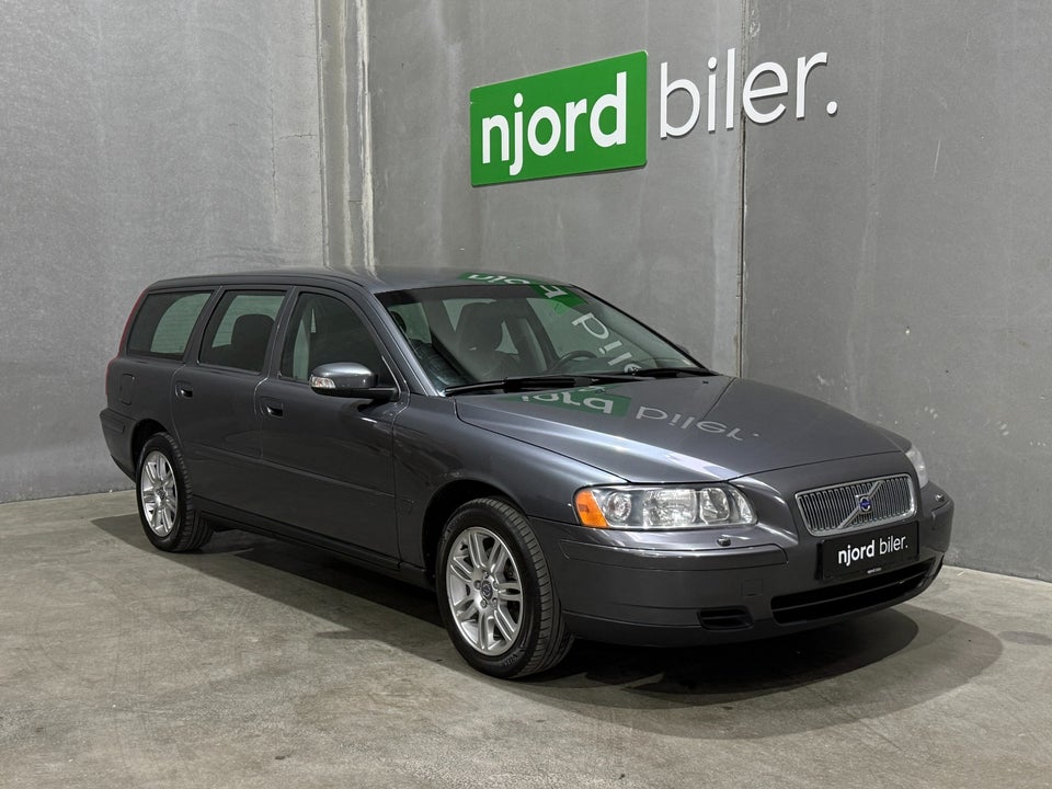 Volvo V70 2,4 140 5d