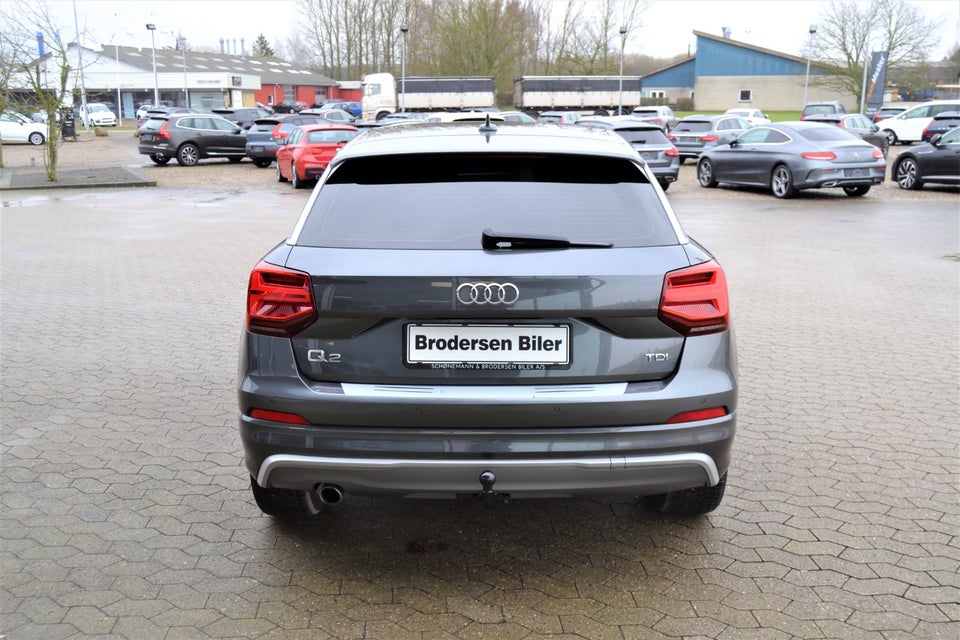 Audi Q2 1,6 TDi 116 S-line Van 5d