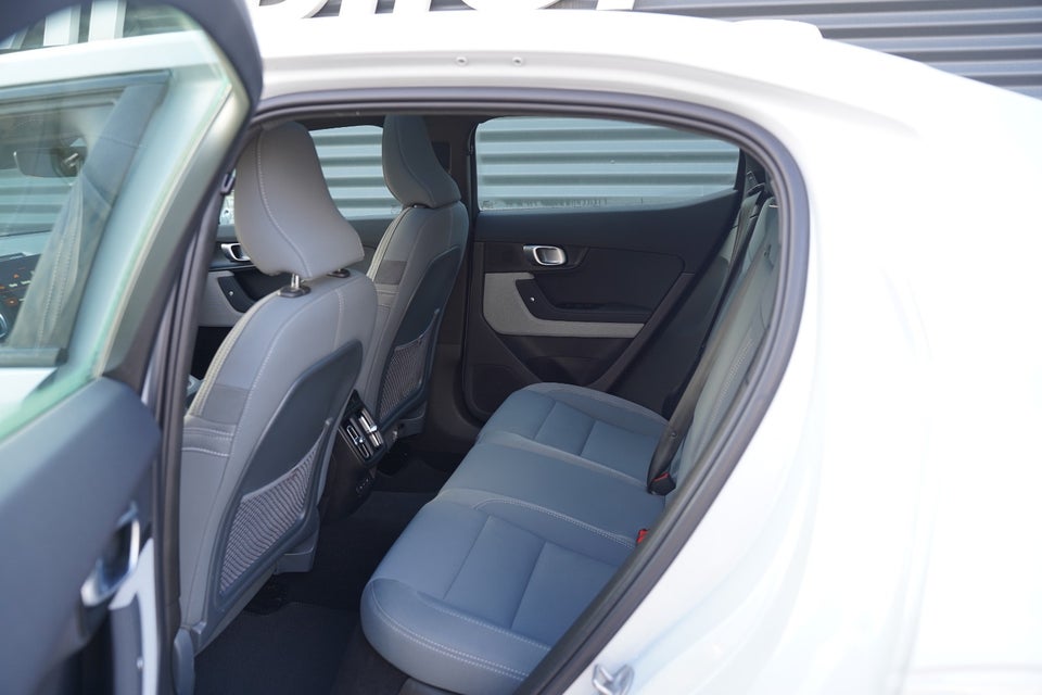 Polestar 2 Long Range AWD 5d