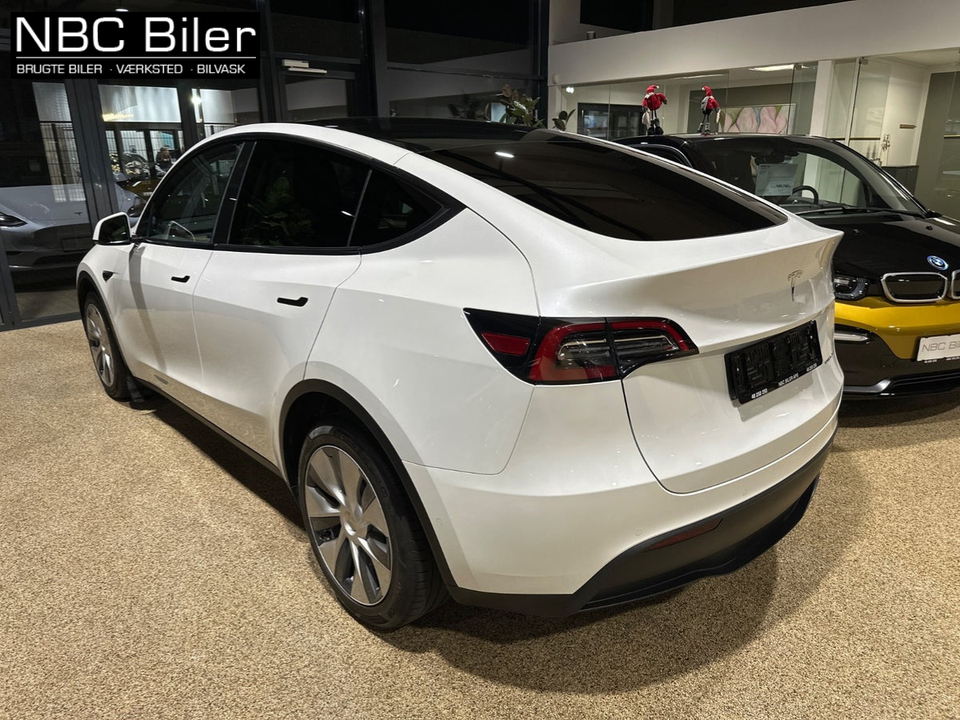 Tesla Model Y Long Range AWD 5d