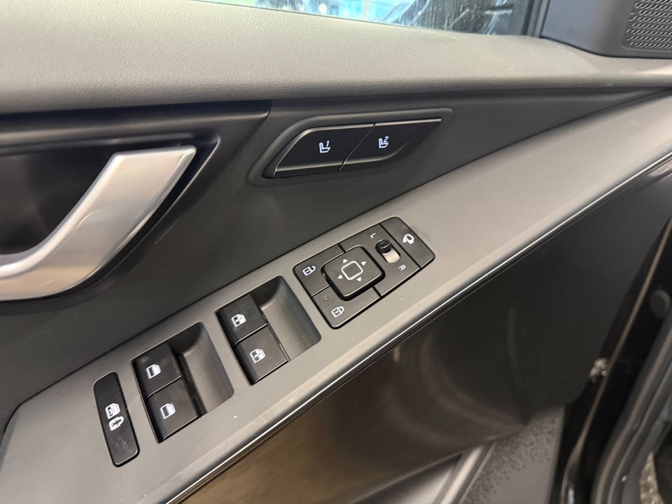 Kia Niro 64 EV Upgrade 5d