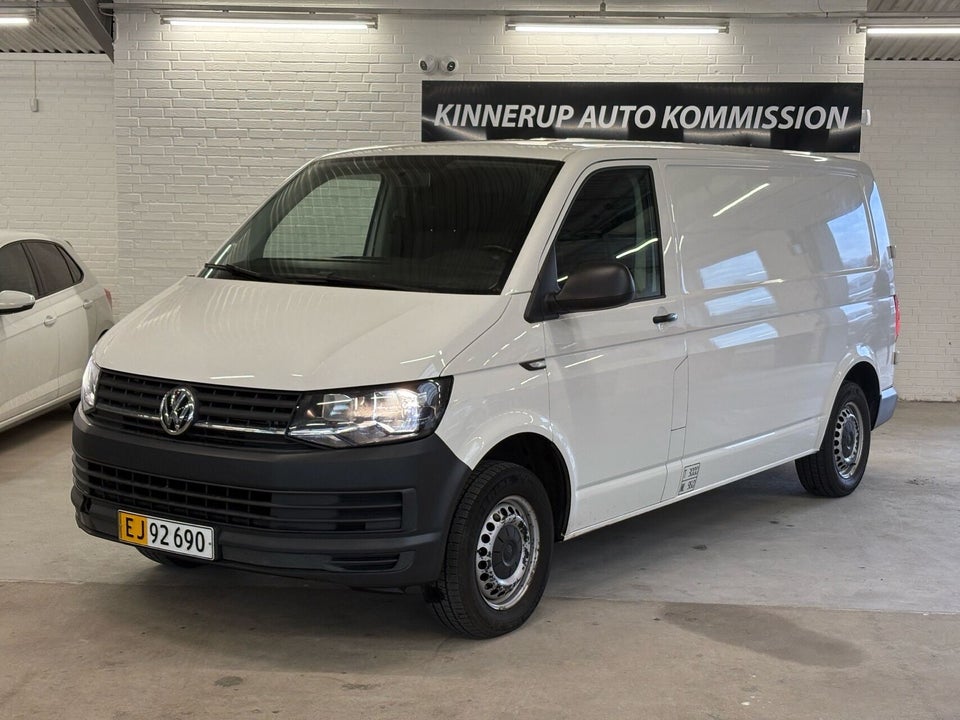 VW Transporter 2,0 TDi 102 Kassevogn kort