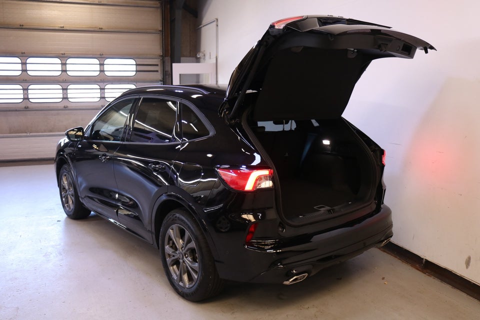 Ford Kuga 2,5 PHEV ST-Line X CVT 5d