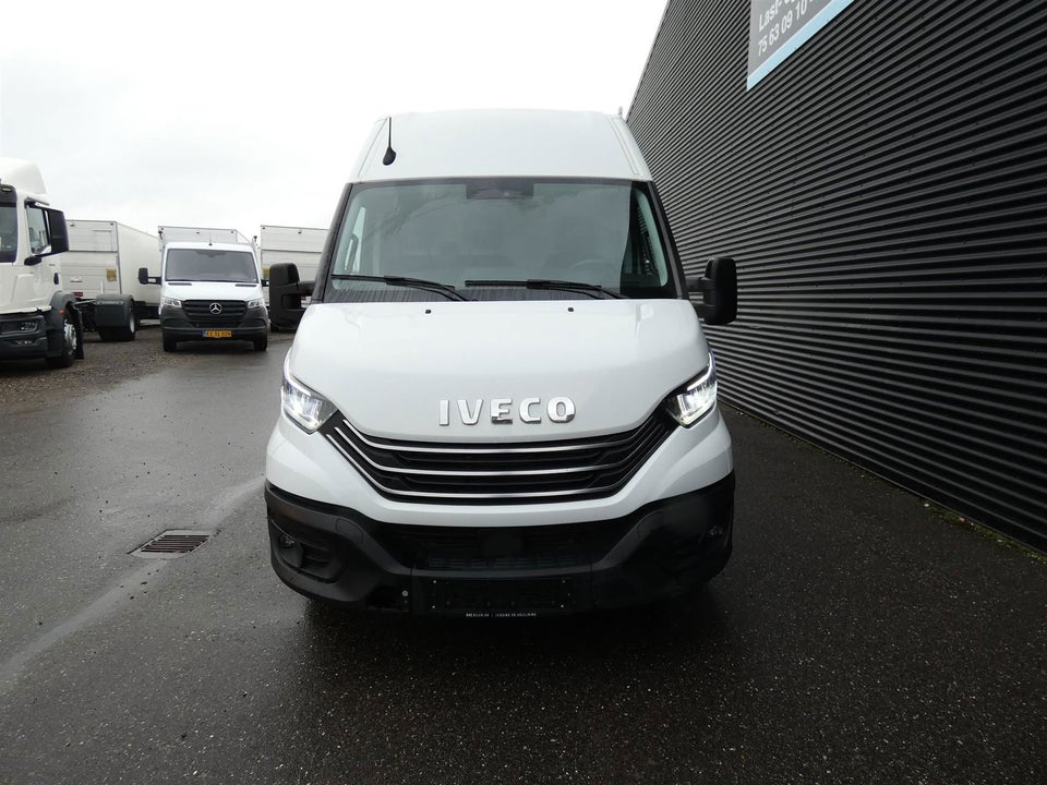 Iveco Daily 3,0 35S18 12m³ Van AG8