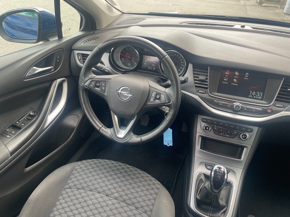 Opel Astra 1,0 T 105 Excite 5d