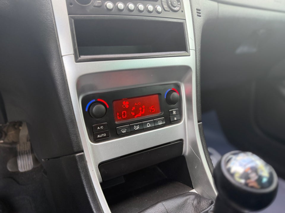 Peugeot 307 1,6 T6 SW 5d