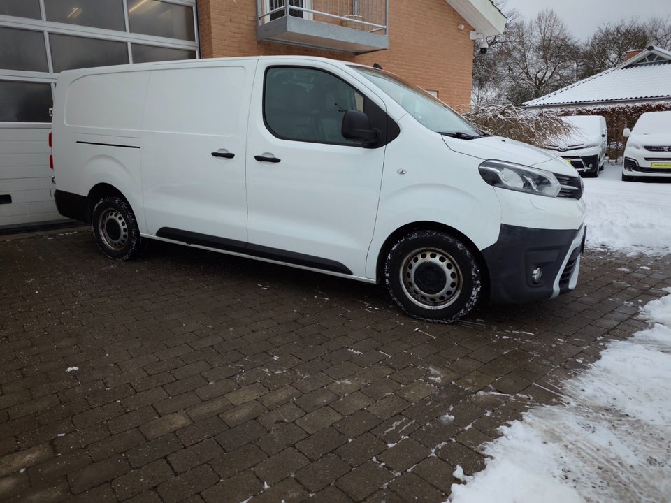 Toyota ProAce 2,0 D 120 Long Comfort 6d