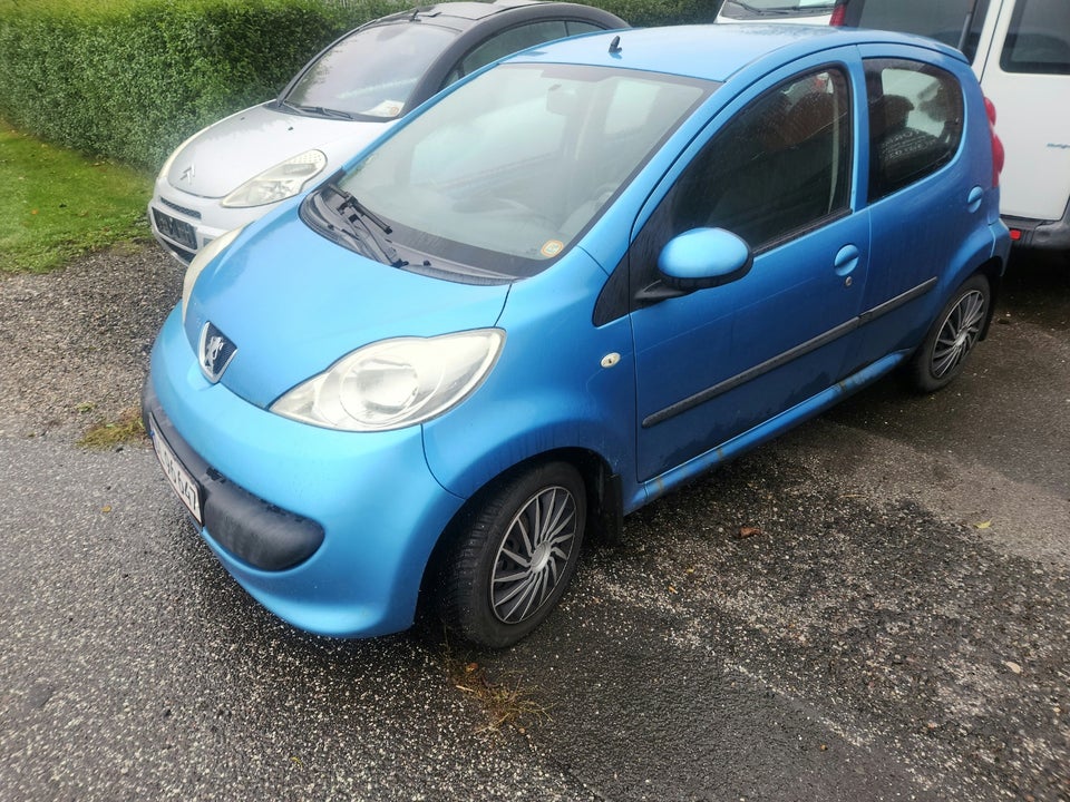 Peugeot 107 1,4 HDi 5d