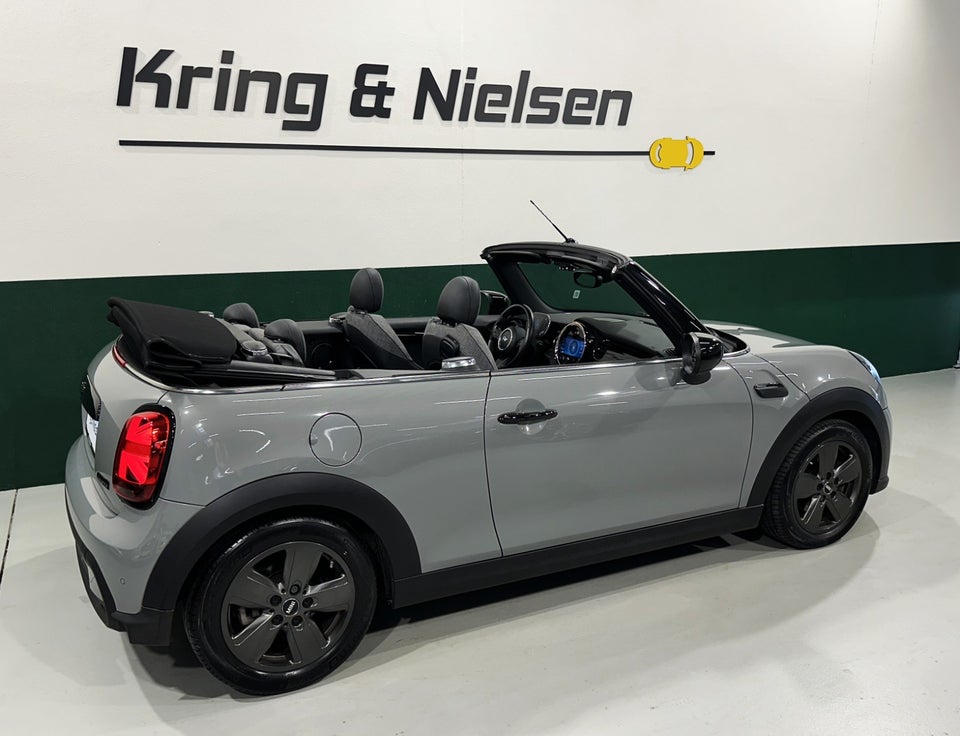 MINI Cooper 1,5 Experience Cabriolet aut. 2d