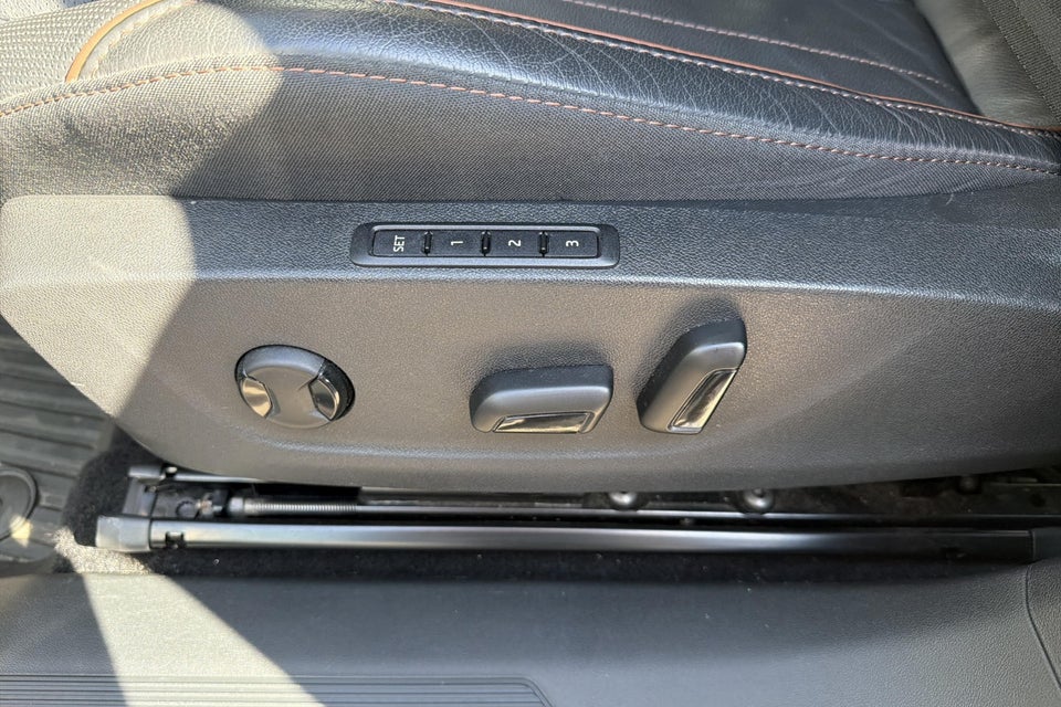 Skoda Enyaq 80 iV Suite 5d