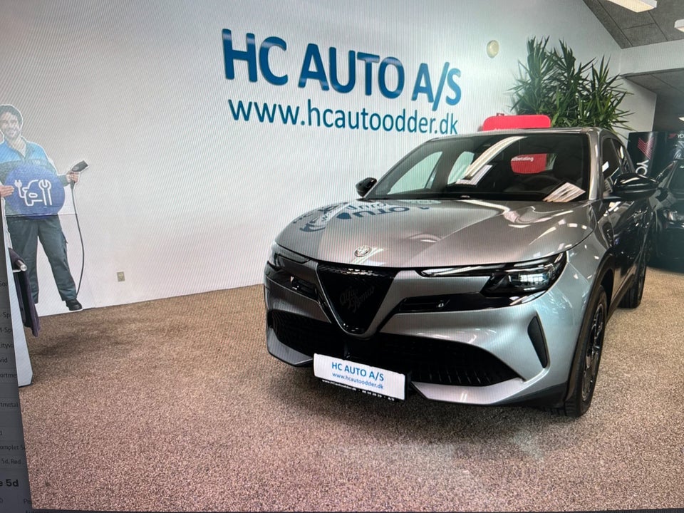Alfa Romeo Junior Elettrica Core 5d