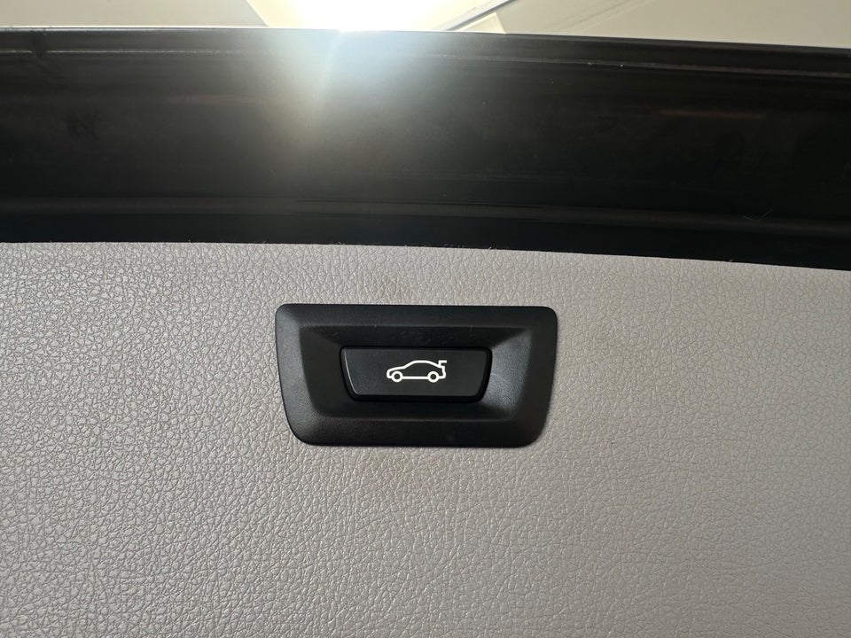 BMW 318d 2,0 Touring aut. 5d