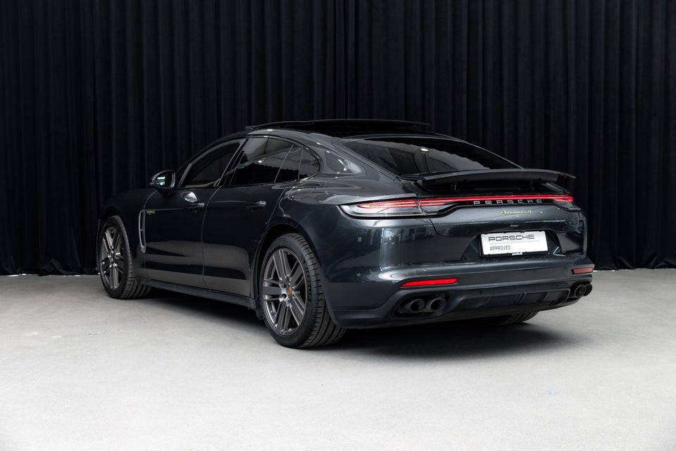 Porsche Panamera 4 2,9 E-Hybrid Platinum Edition PDK 5d