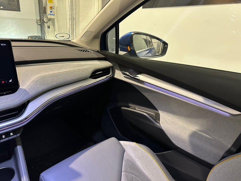 Skoda Enyaq 80 iV Selection Lounge 5d