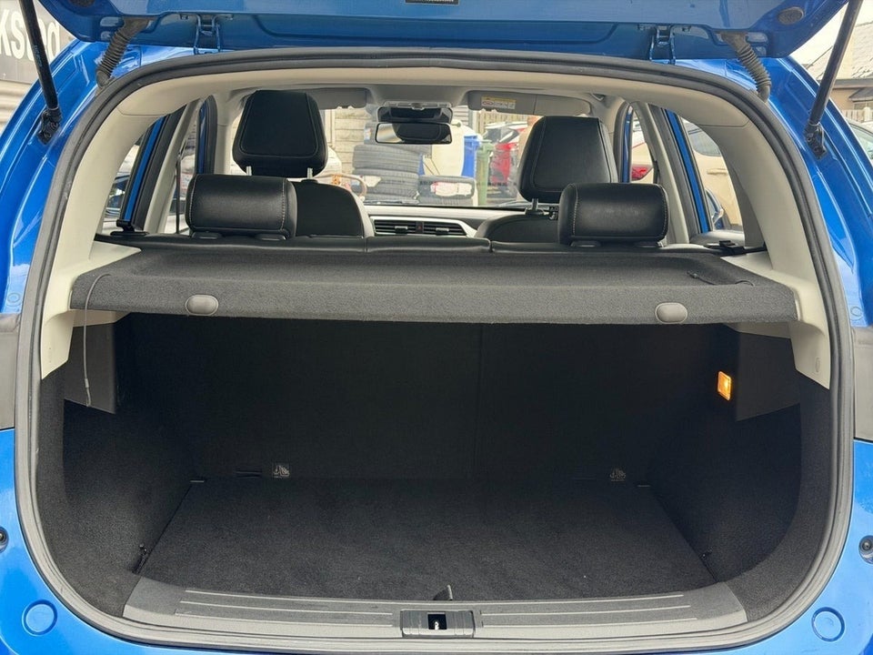 MG ZS EV Luxury 5d