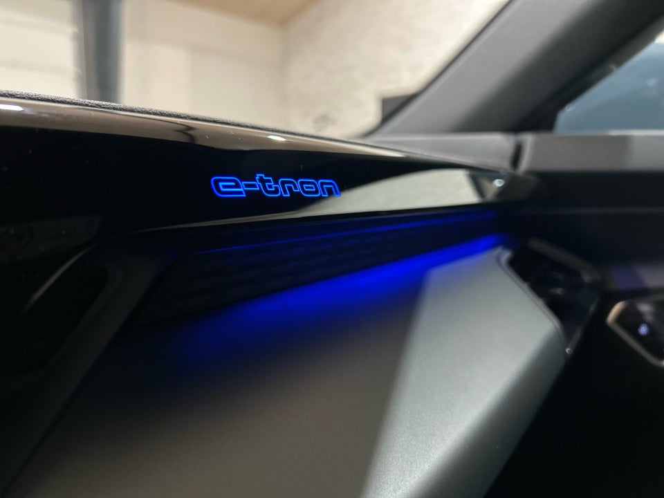 Audi e-tron GT quattro 4d