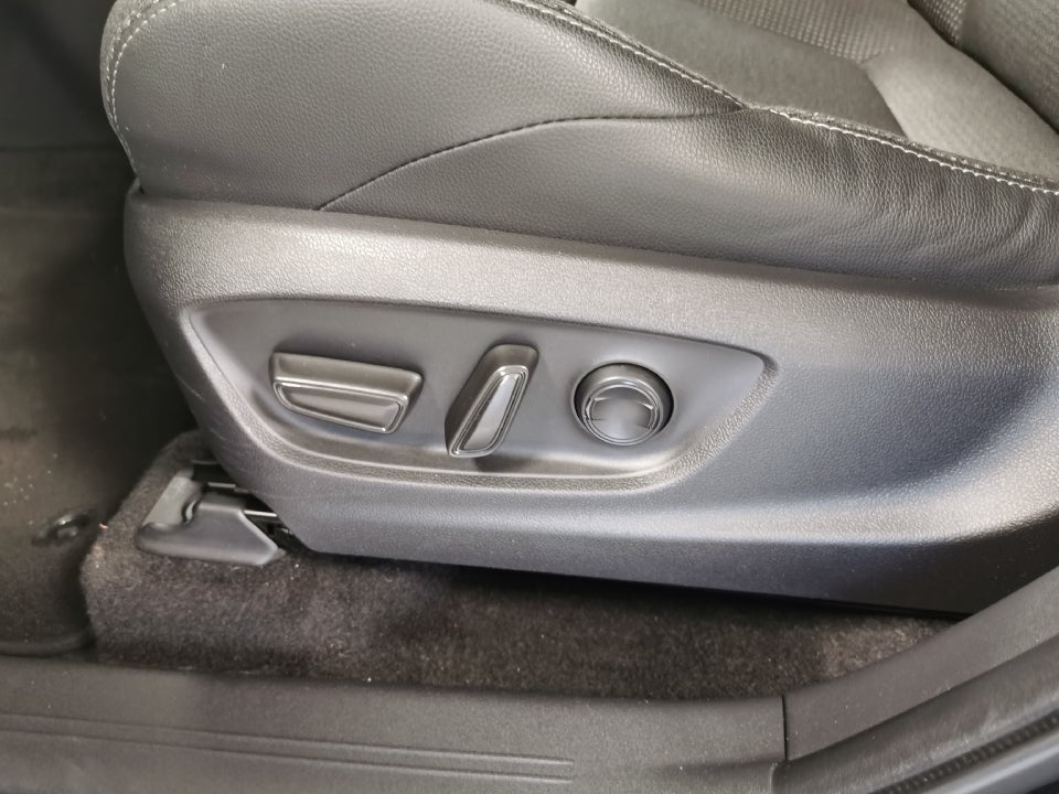 Toyota bZ4X Active 5d