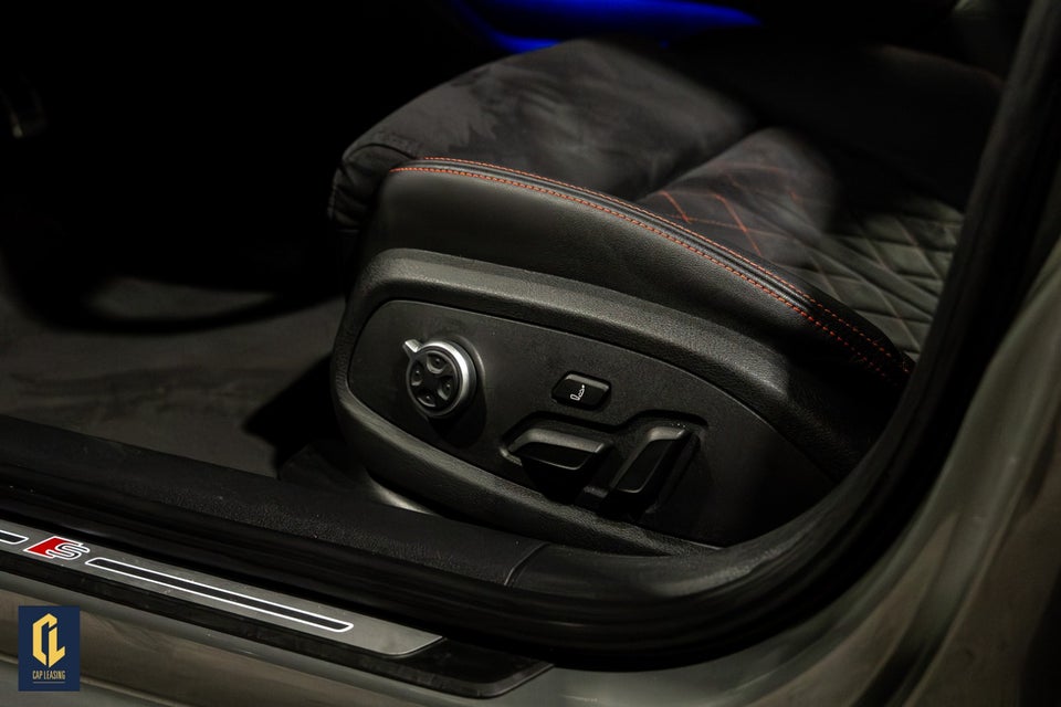Audi A4 40 TFSi S-line plus Avant S-tr. 5d